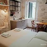 And Djanovic 3* ספליט