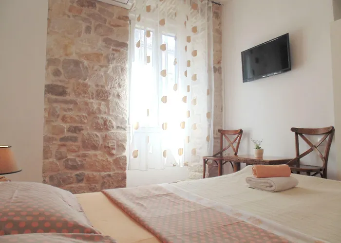 And Djanovic Pensionat Split