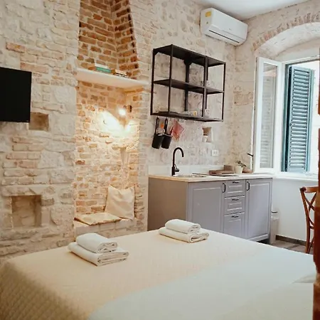 And Djanovic 3* Split