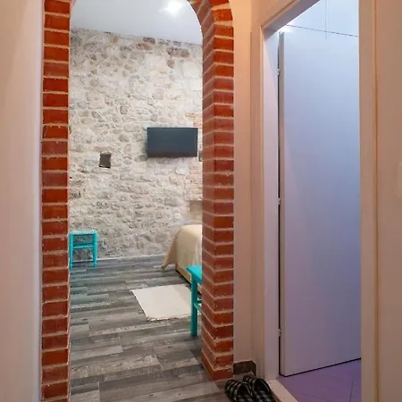 Gostinjska kuća And Djanovic