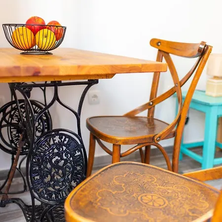 And Djanovic Gostinjska kuća 3*