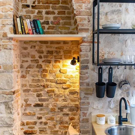 And Djanovic 3* Split