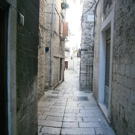 And Djanovic Gostinjska kuća