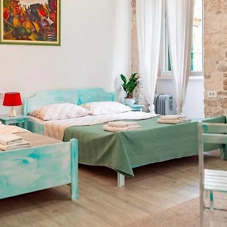 And Djanovic Guest house Split